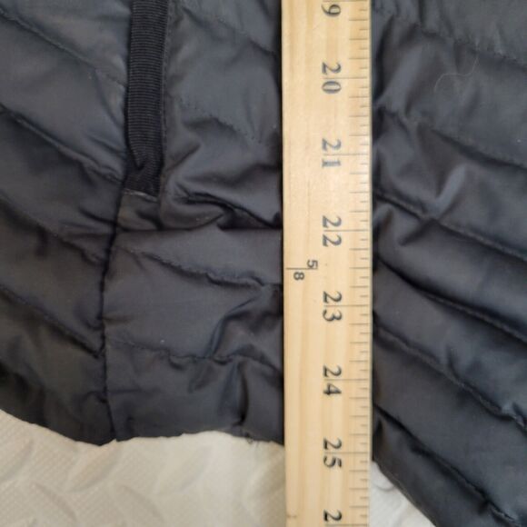 Athleta Down Puffer Coat Womens Small Black Asymmetrical Zip Lightweight Quilted - Picture 9 of 11